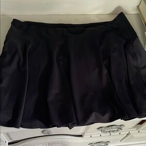 Old Navy Active Black High-Rise skort